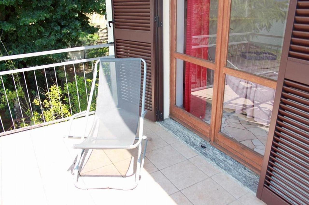 Casa Spiaggia Brezzo 外观 照片