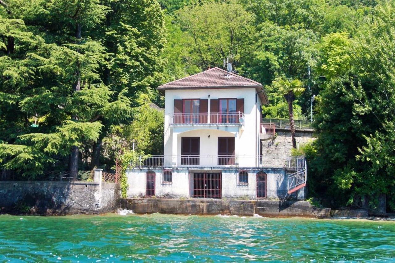 Casa Spiaggia Brezzo 外观 照片