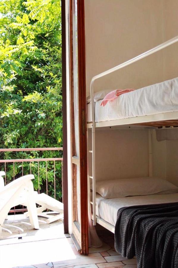 Casa Spiaggia Brezzo 外观 照片